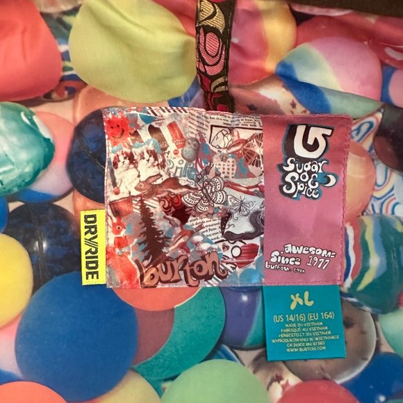 Burton Vest - NWOT - Picture 2 of 8